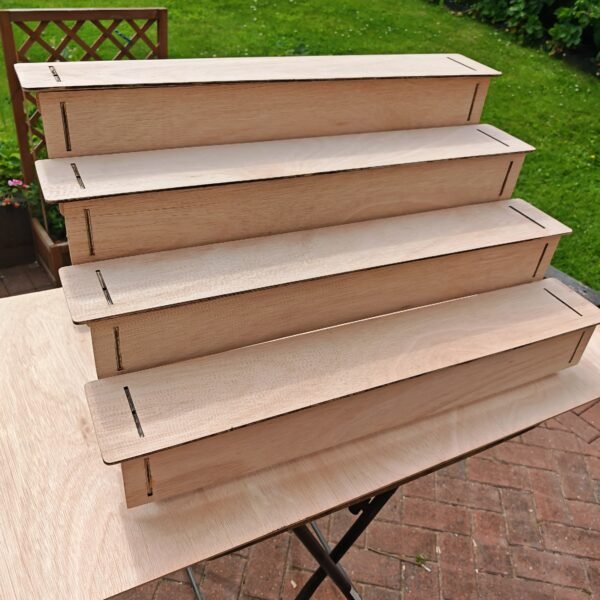 Large, sturdy display shelf for Stallholders