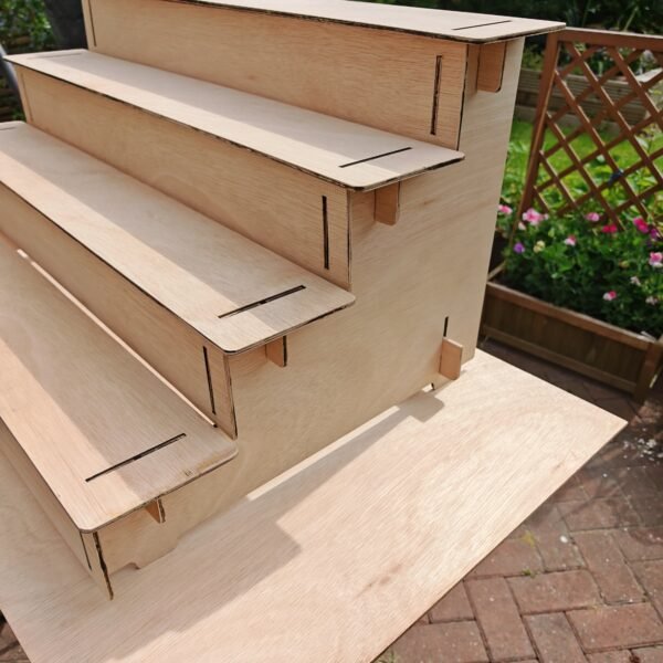 Large, sturdy display shelf for Stallholders